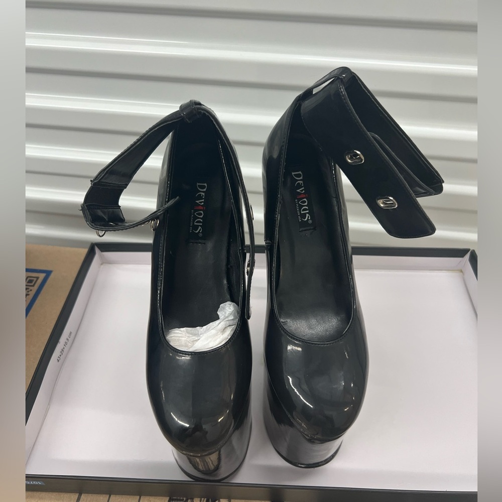 Pleaser Devious Tramp Platform Heels Size 8